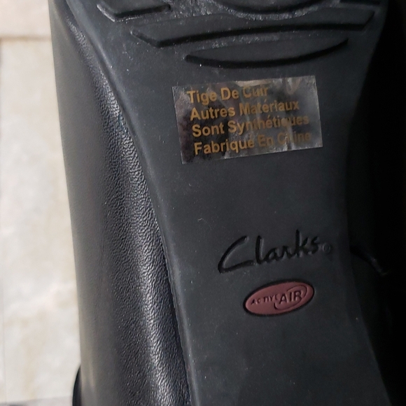 Clarks Study Grade Women's Bootie - Picture 8 of 8